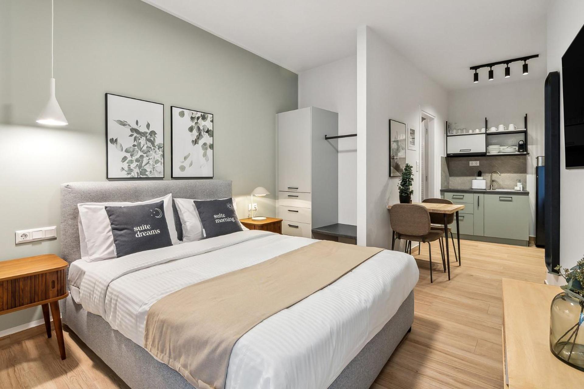 Limehome Athens Solonos City Center Экстерьер фото