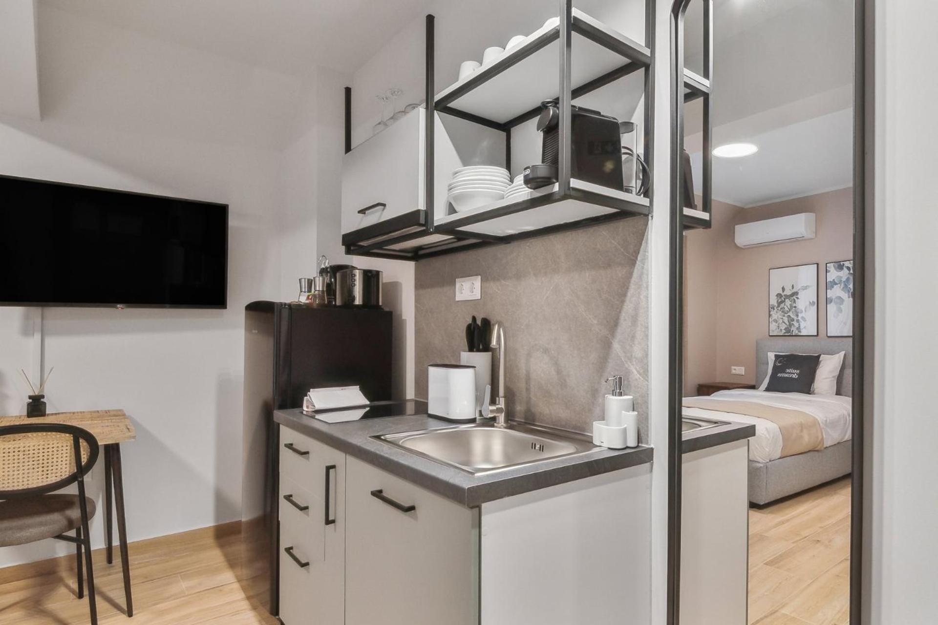 Limehome Athens Solonos City Center Номер фото